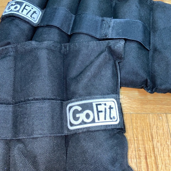 GoFit 10lb Ankle Weights (5 lbs each) - Black - Velcro - Used - Picture 2 of 2